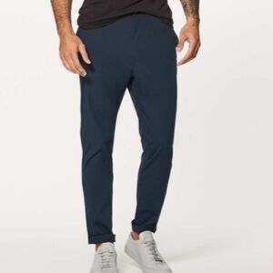 Lululemon Athletica Carry on Pant 30” Blue  Tapered